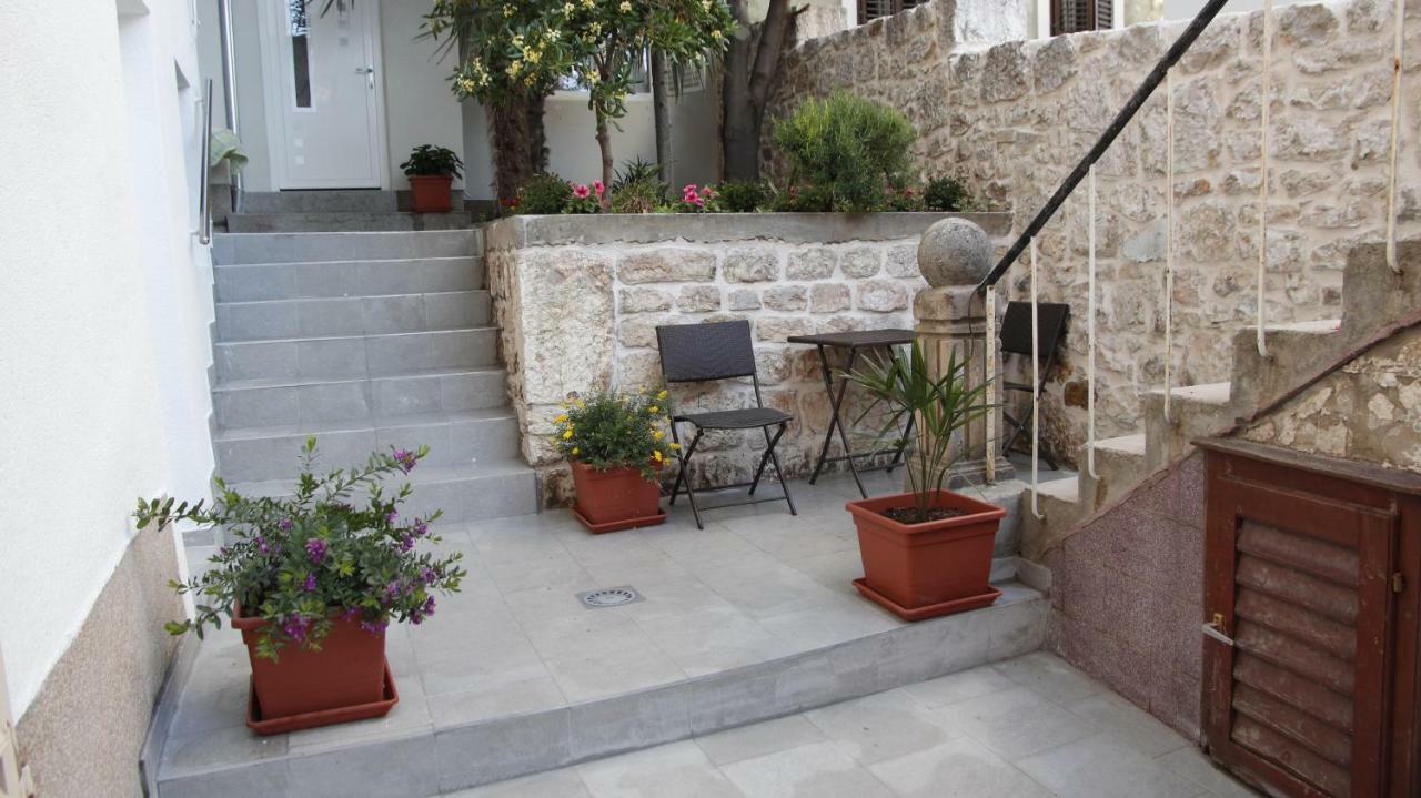 City Center Garden Apartments Šibenik Eksteriør billede