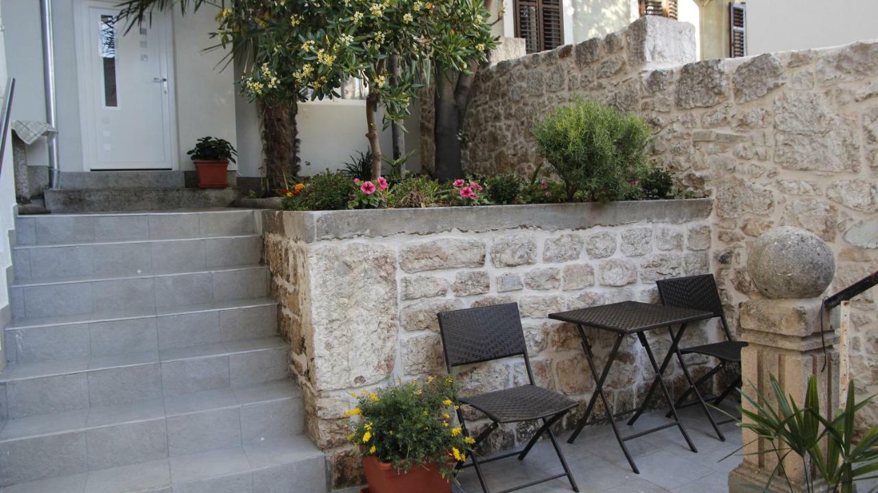City Center Garden Apartments Šibenik Eksteriør billede